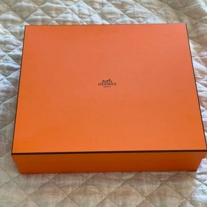 Hermes orange box for Evelyn 29